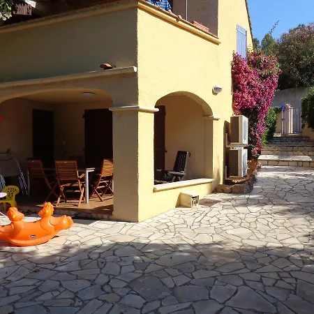 Petra Luna Апартаменти